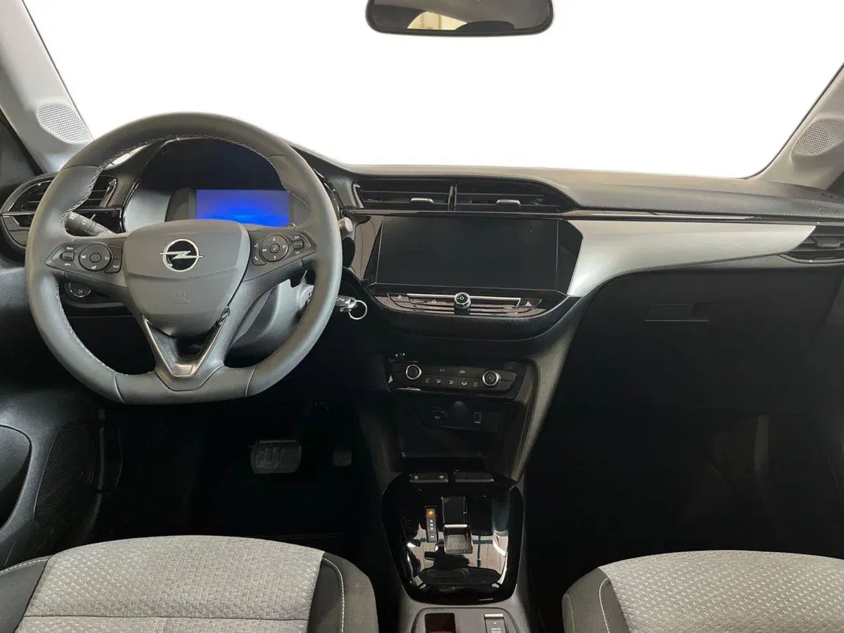 Opel Corsa usata a Bari (8)