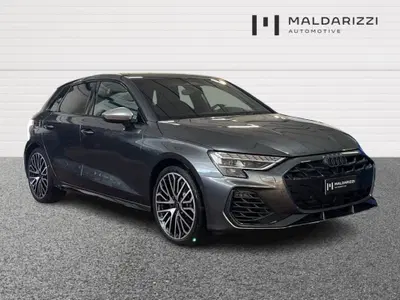 Audi A3 Sportback 2.0 16V TFSI quattro Ambition nuova a Bari