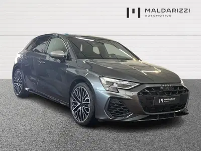 Audi A3 Sportback 2.0 16V TFSI quattro Ambition nuova a Bari