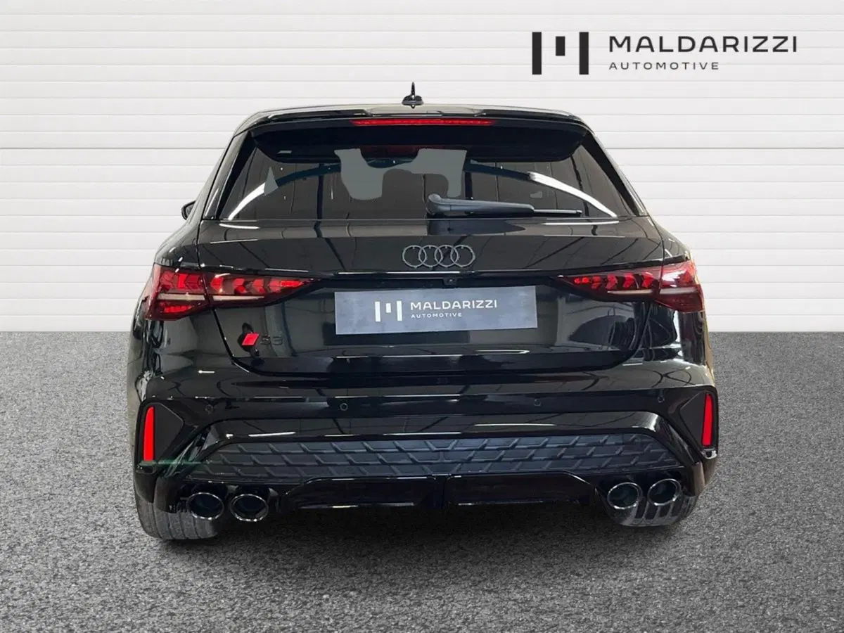 Audi A3 Sportback nuova a Bari (3)