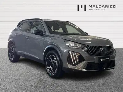 Peugeot 2008 1.2 puretech Allure s&amp;s 100cv del 2024 usata a Bari