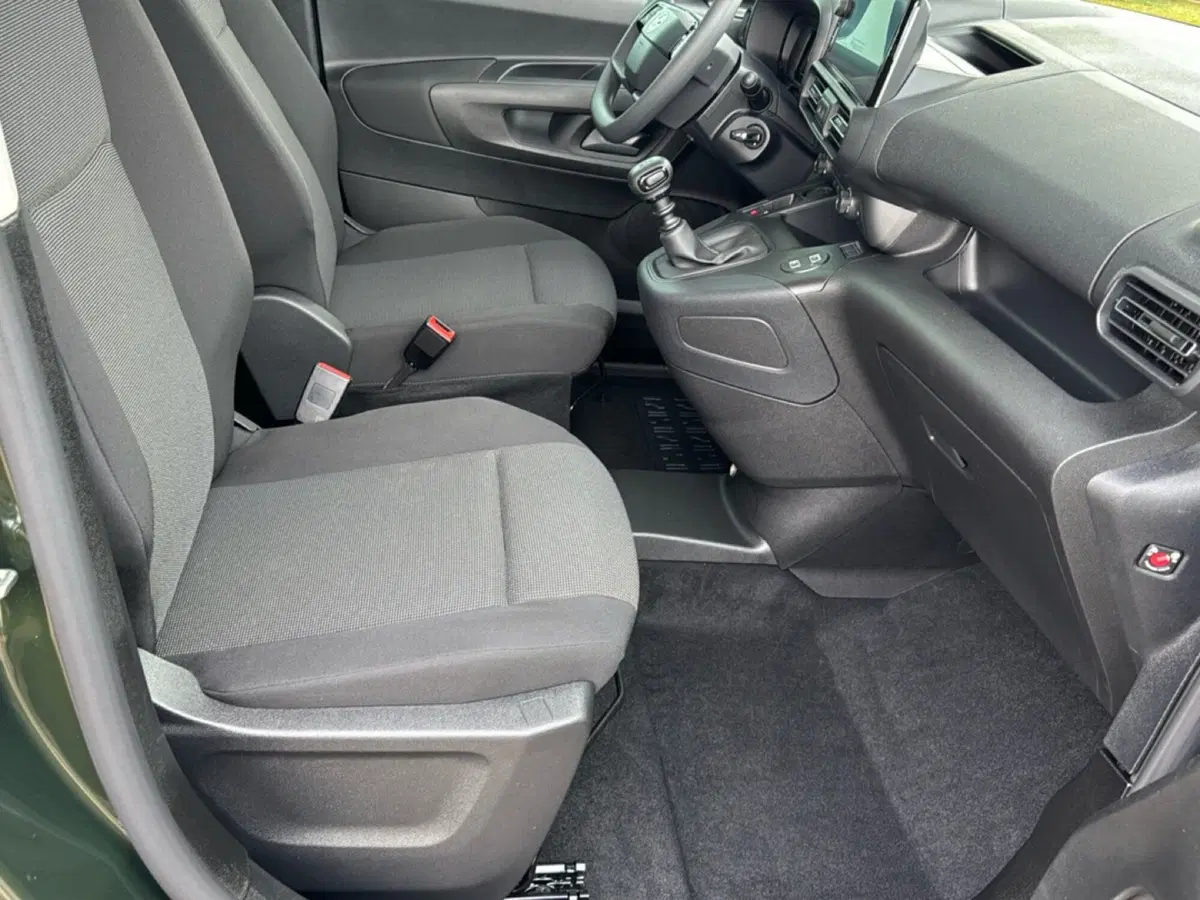 Opel Combo Life nuova a Ferrara (10)
