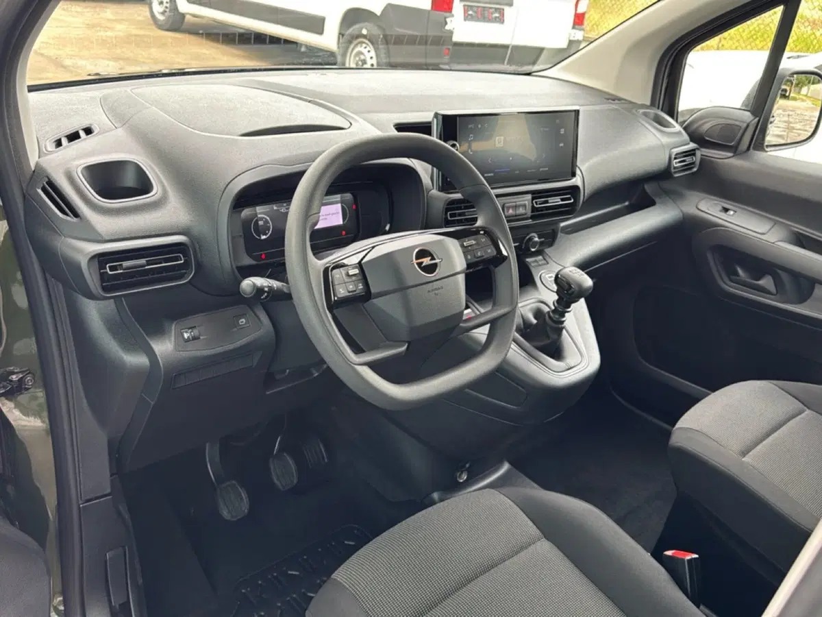 Opel Combo Life nuova a Ferrara (17)