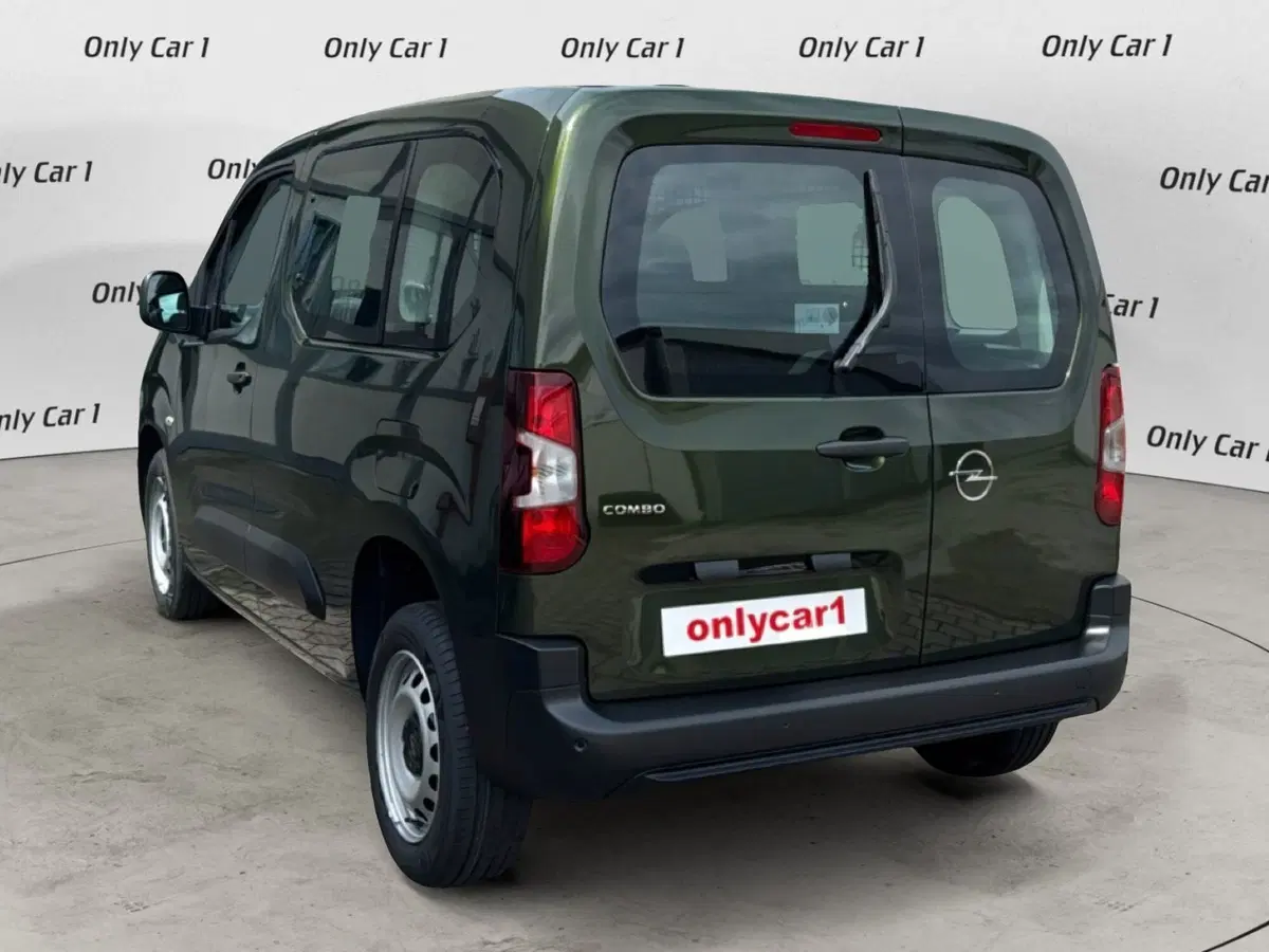 Opel Combo Life nuova a Ferrara (5)