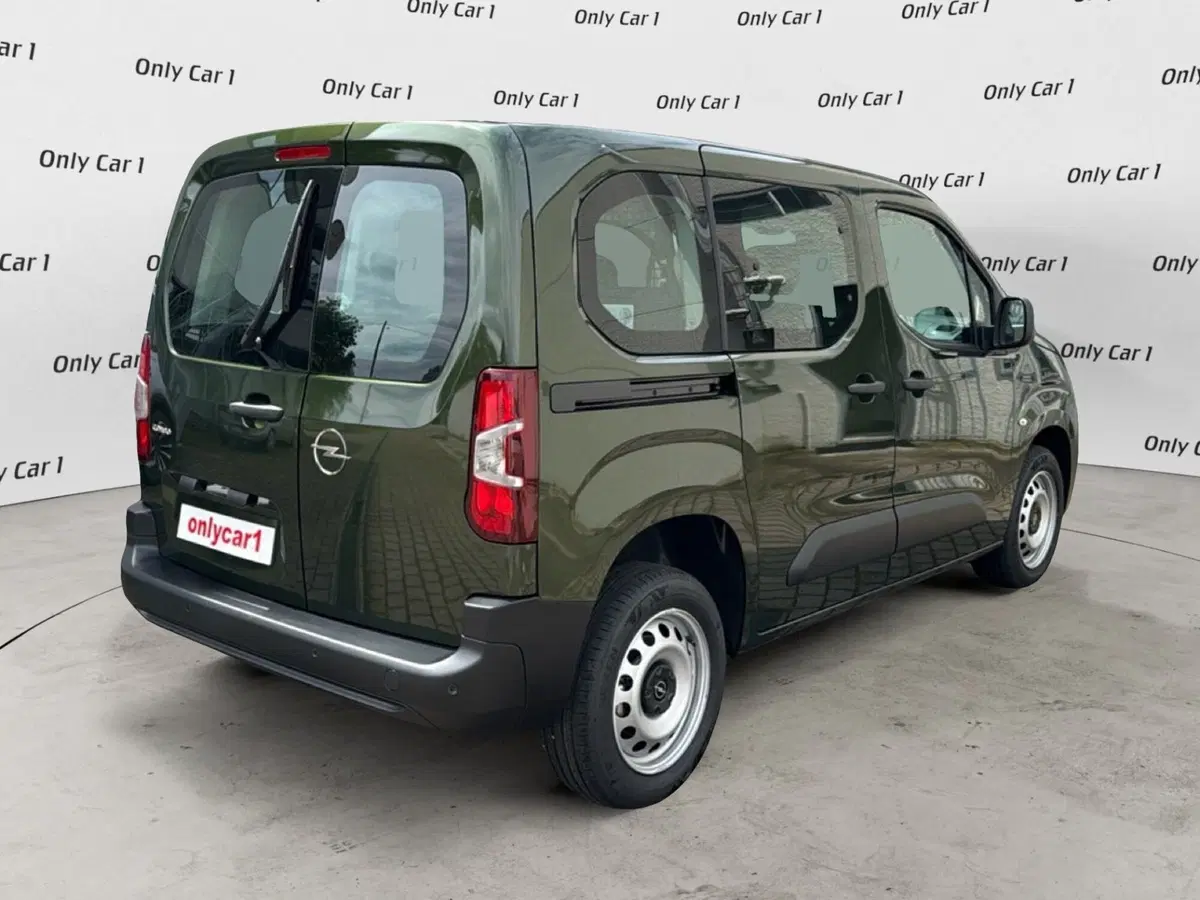 Opel Combo Life nuova a Ferrara (6)