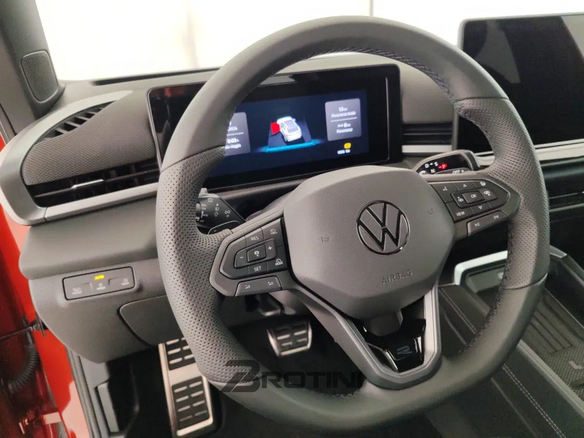 Volkswagen T-Roc nuova a Massa-Carrara (16)