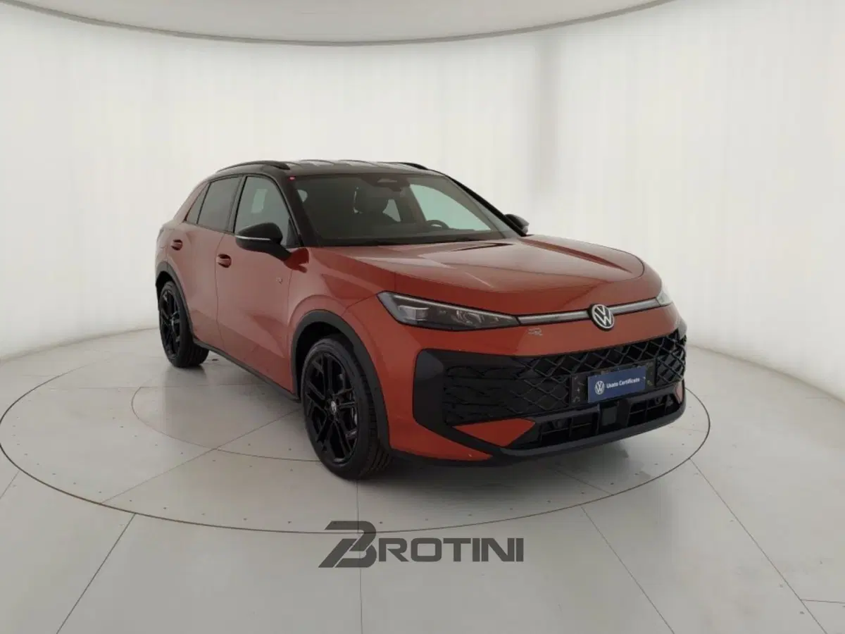 Volkswagen T-Roc nuova a Massa-Carrara (4)