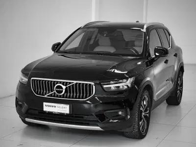 Volvo XC40 B4 AWD automatico Core del 2021 usata a Prato
