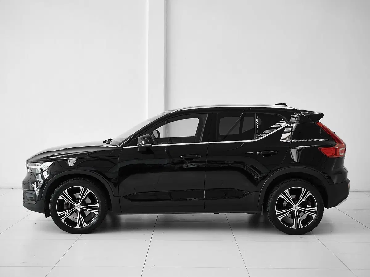 Volvo XC40 usata a Prato (2)
