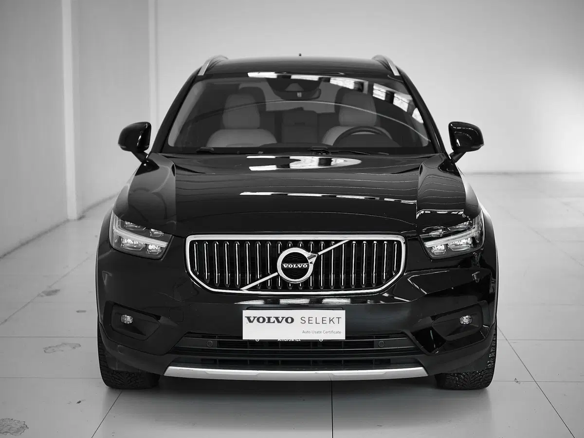 Volvo XC40 usata a Prato (4)