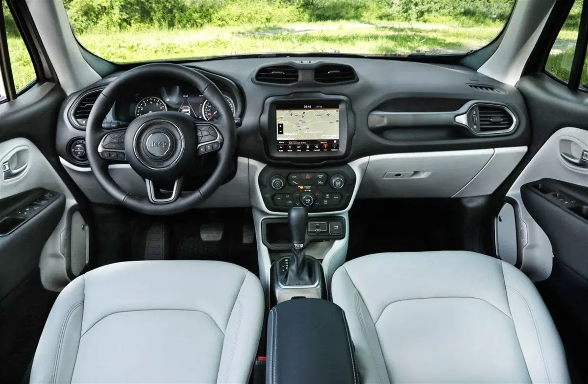 Jeep Renegade usata a Salerno (9)