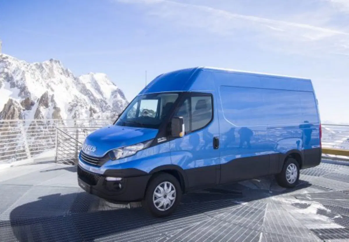 Iveco Daily Furgone usata a Salerno