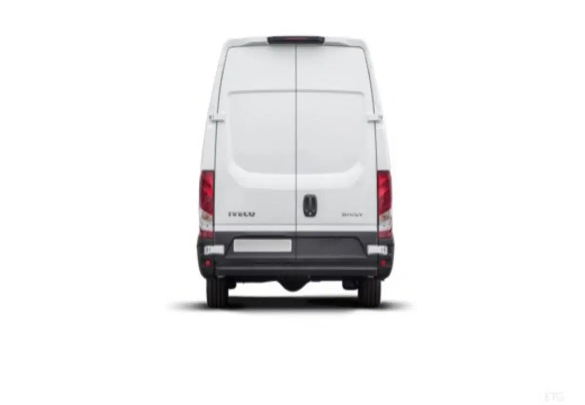 Iveco Daily Furgone usata a Salerno (10)