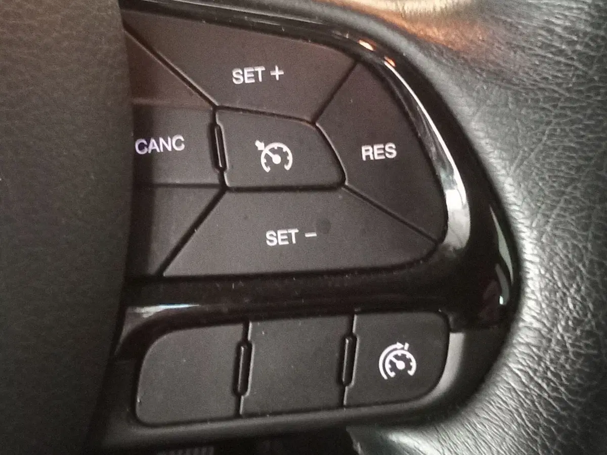 Jeep Renegade usata a Rimini (15)