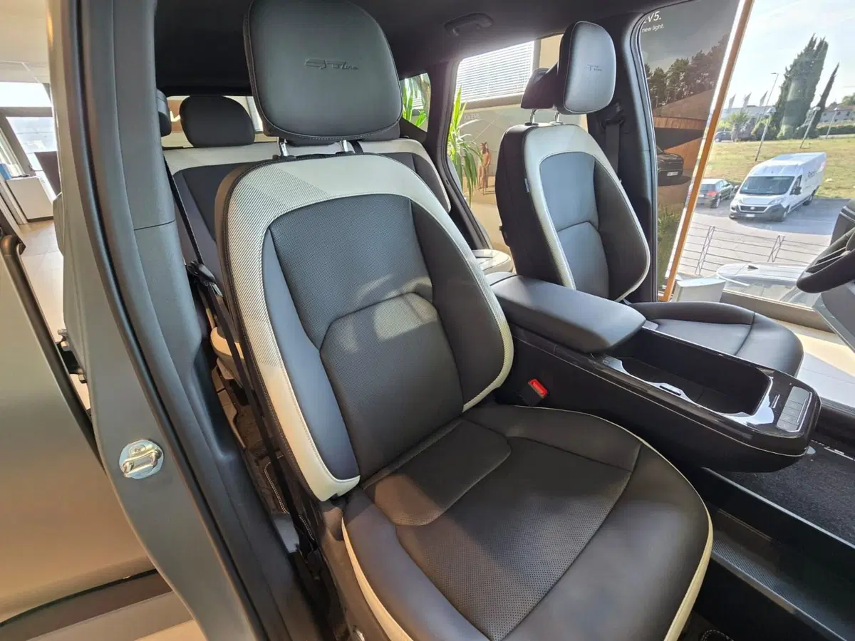 Kia EV5 nuova a Rimini (10)