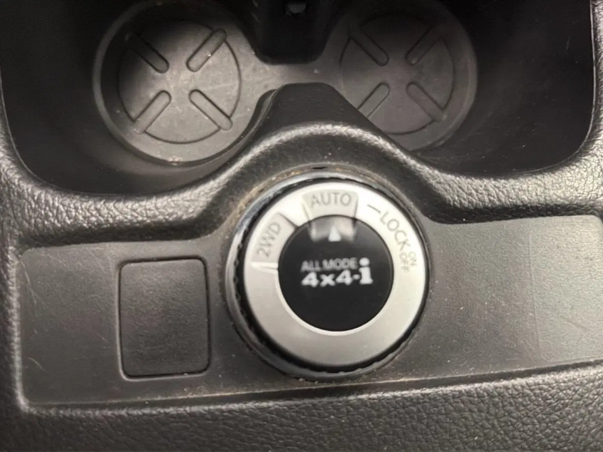 Nissan X-Trail usata a Palermo (14)