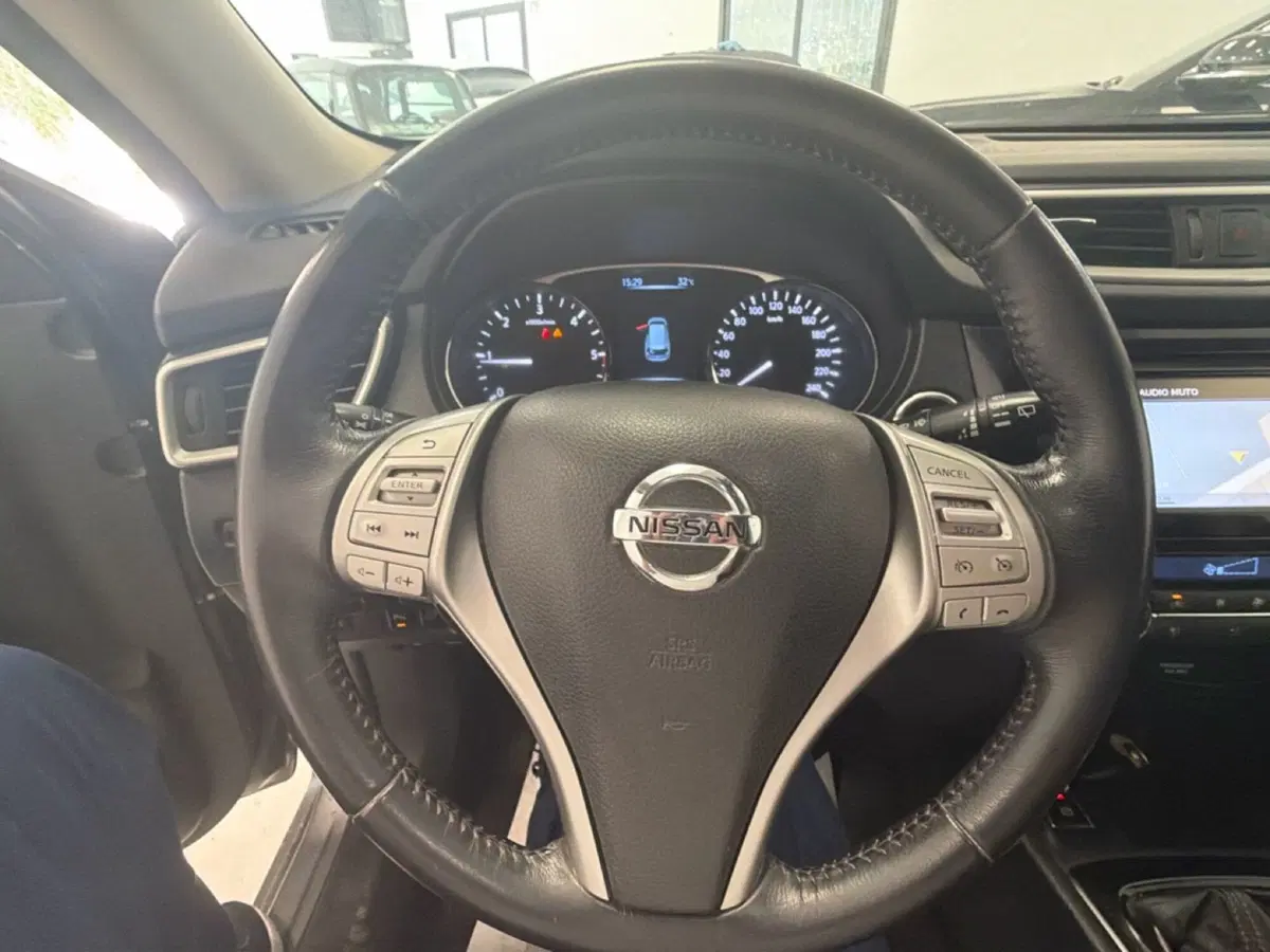 Nissan X-Trail usata a Palermo (15)