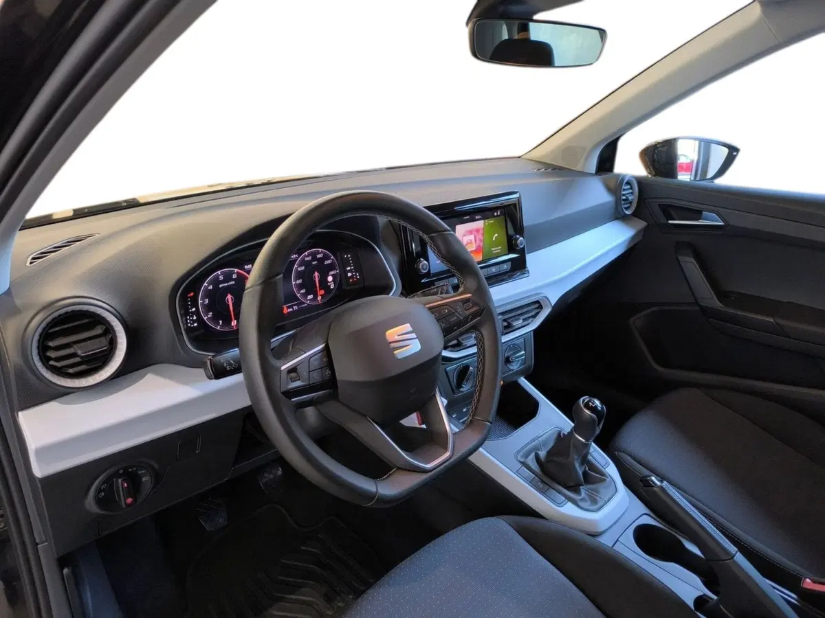 SEAT Arona usata a Udine (10)