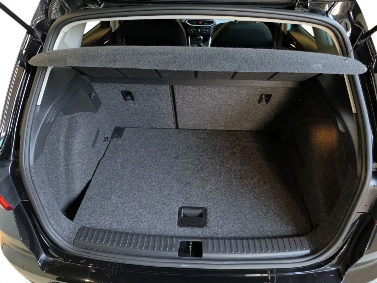 SEAT Arona usata a Udine (14)