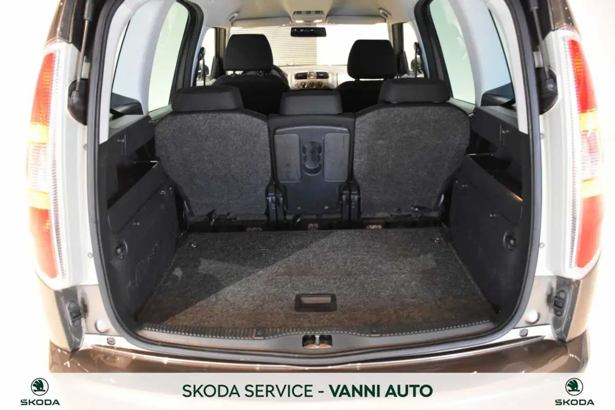Skoda Roomster usata a Verona (15)