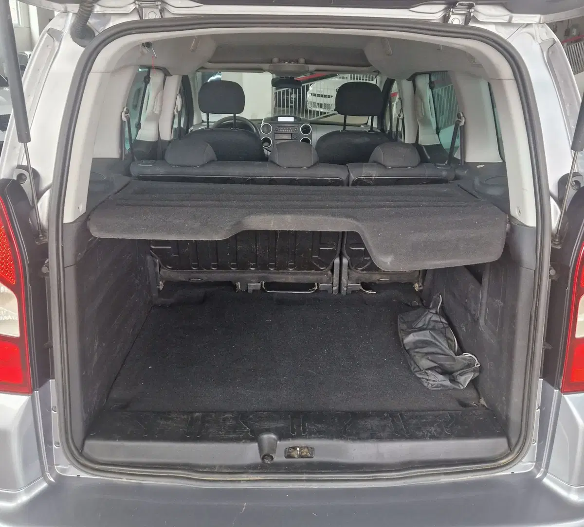 Peugeot Partner usata a Terni (10)