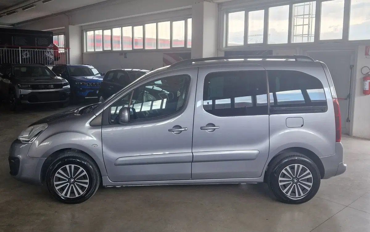 Peugeot Partner usata a Terni (3)