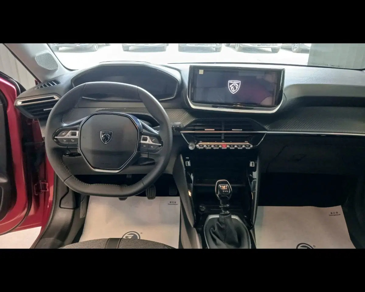Peugeot 208 nuova a Alessandria (13)