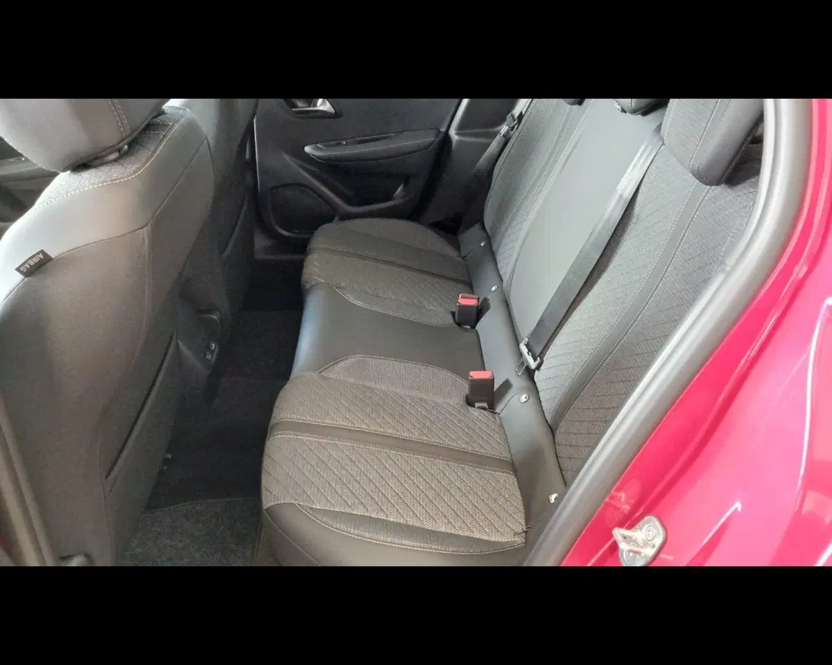 Peugeot 208 nuova a Alessandria (15)