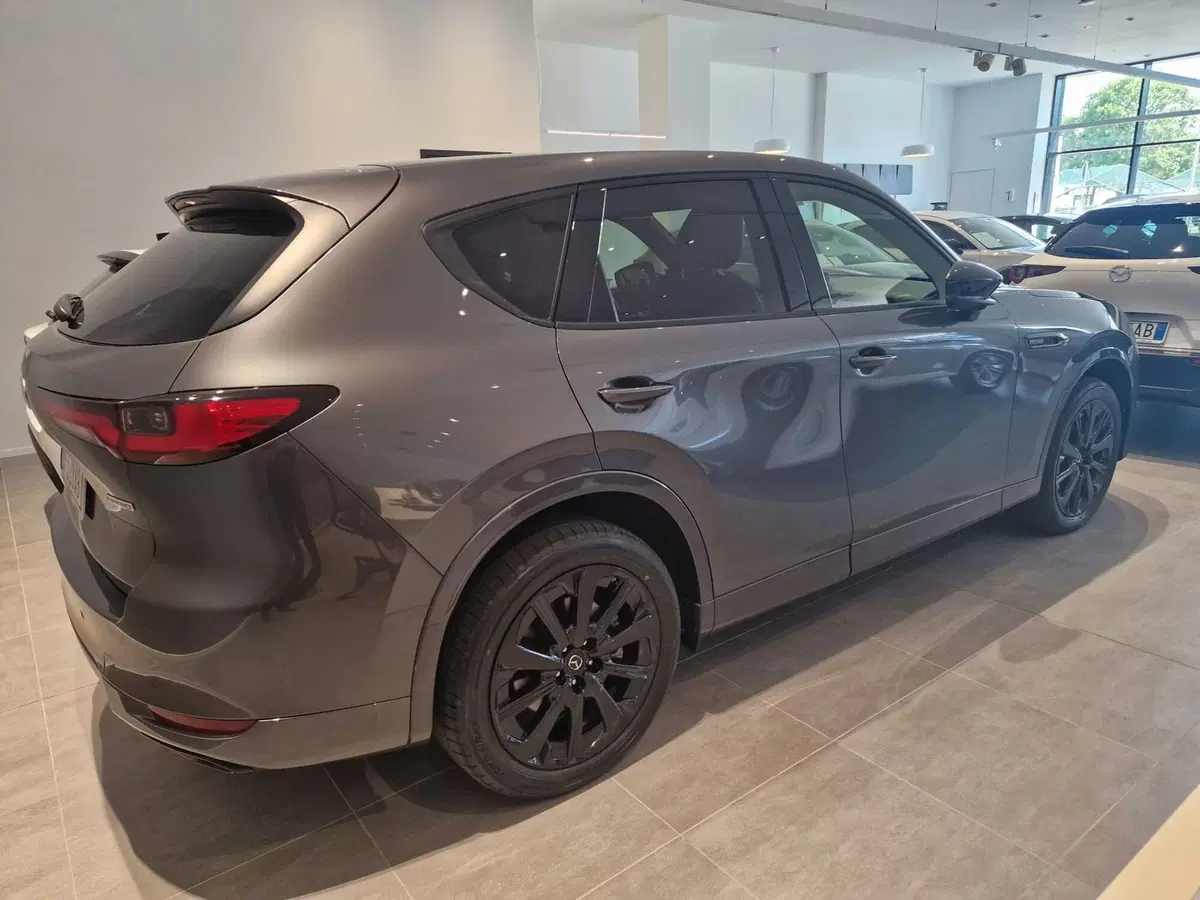 Mazda CX-60 nuova a Bologna (2)
