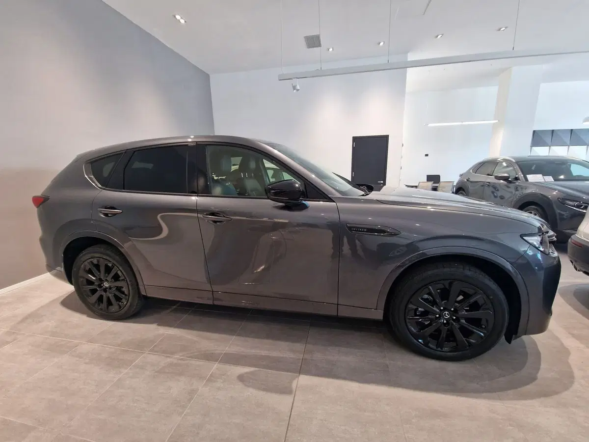 Mazda CX-60 nuova a Bologna (3)