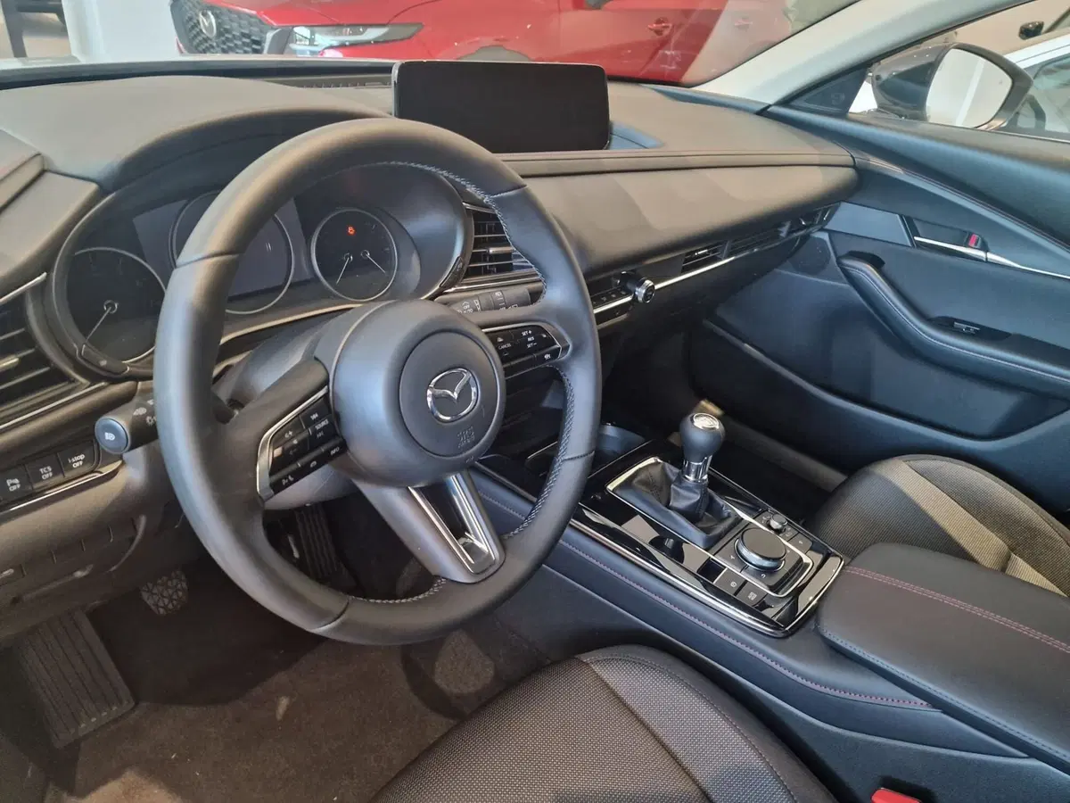Mazda CX-30 nuova a Bologna (2)