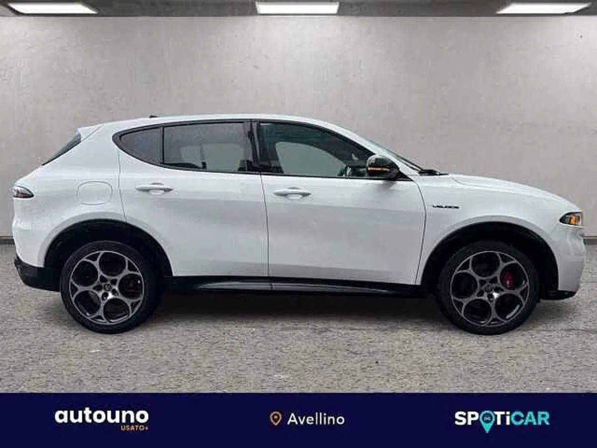 Alfa Romeo Tonale usata a Napoli (6)