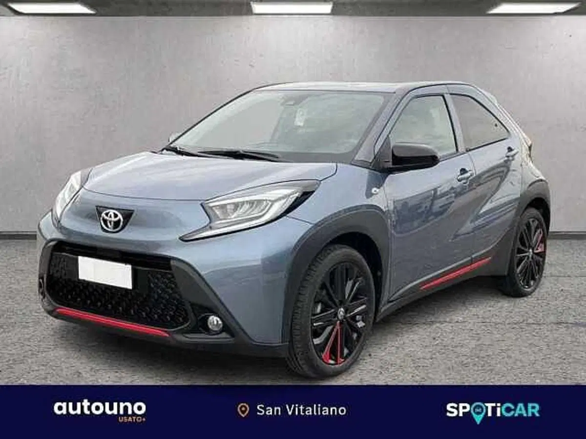 Toyota Aygo X nuova a Napoli