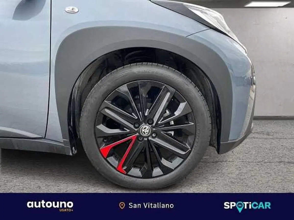 Toyota Aygo X nuova a Napoli (18)