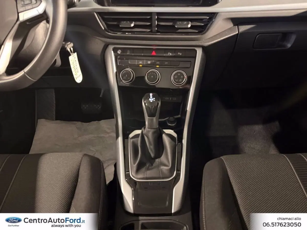Volkswagen T-Roc usata a Roma (11)