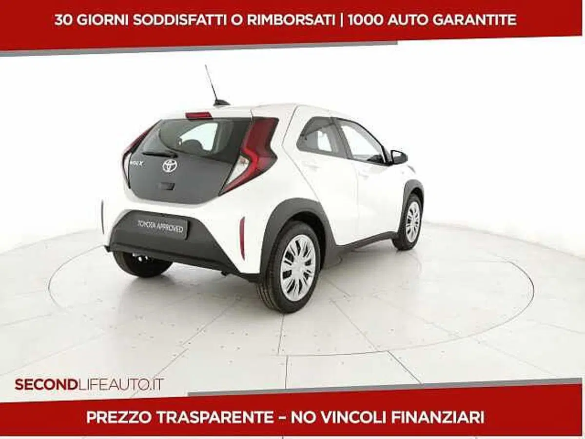 Toyota Aygo X nuova a Chieti (3)