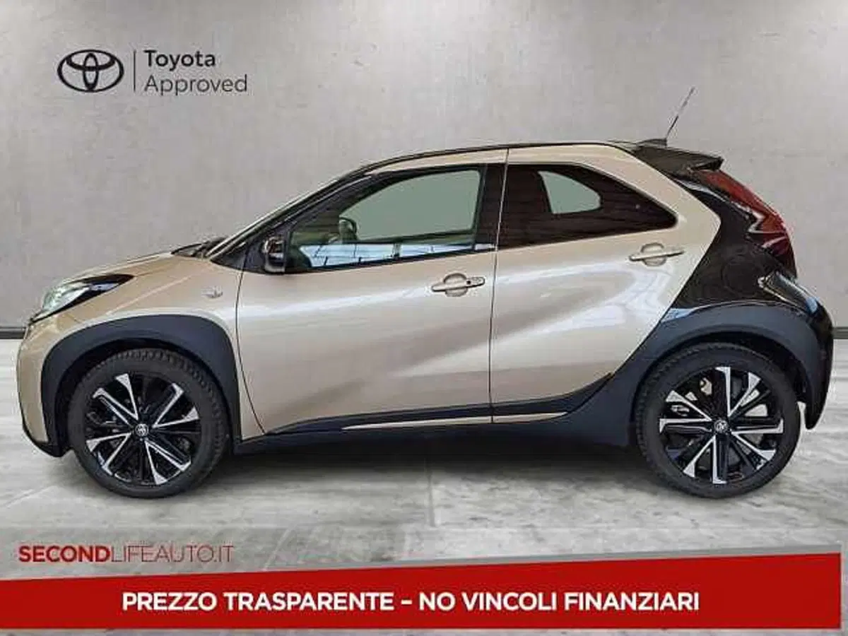 Toyota Aygo X usata a Chieti (12)