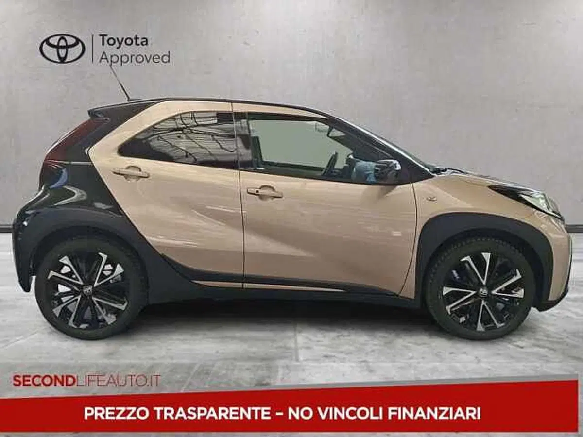 Toyota Aygo X usata a Chieti (15)