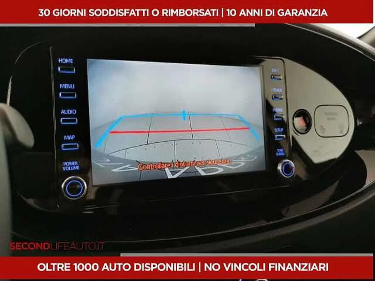 Toyota Aygo X usata a Chieti (11)