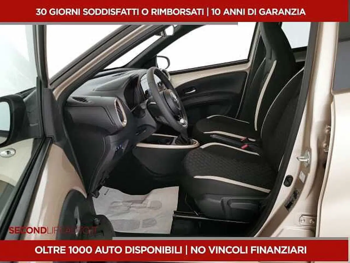 Toyota Aygo X usata a Chieti (13)