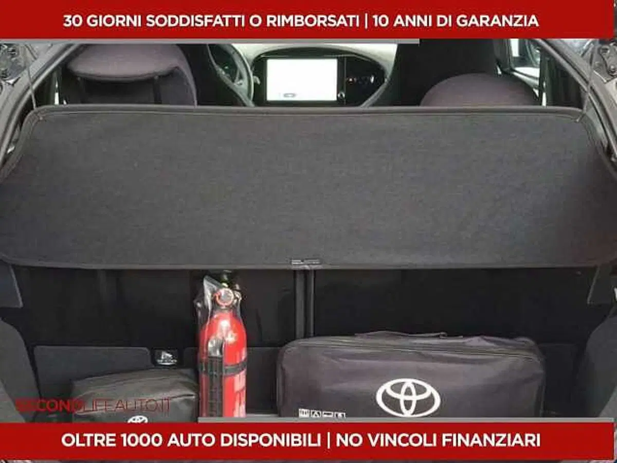 Toyota Aygo X usata a Chieti (15)