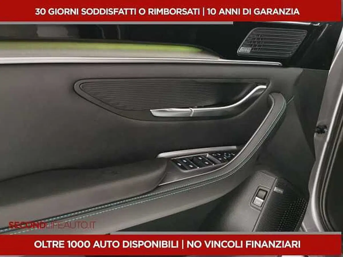 Byd Seal U DM-i usata a Chieti (18)