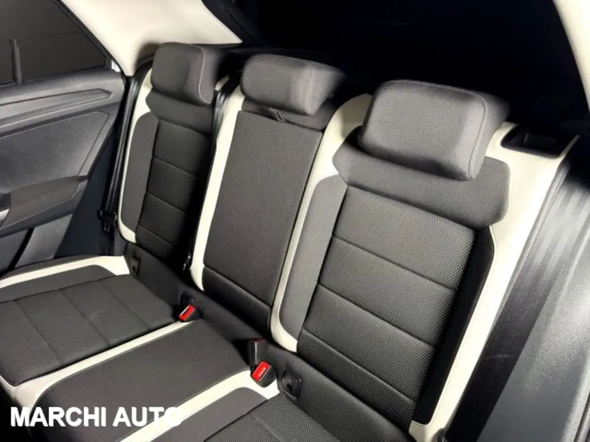 Volkswagen T-Roc usata a Perugia (11)
