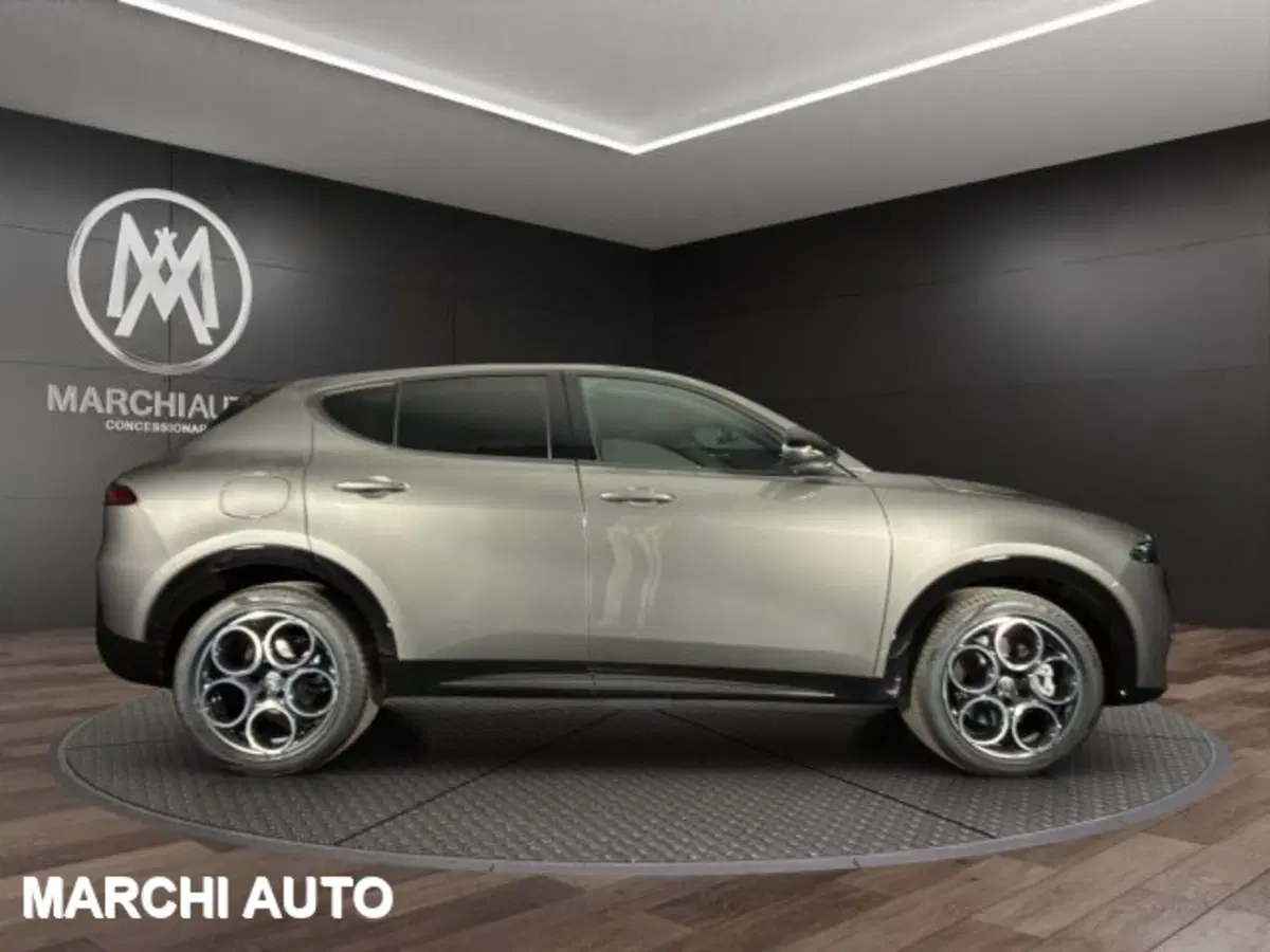 Alfa Romeo Tonale nuova a Perugia (4)