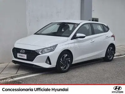 Hyundai i20 1.2 Gpl Connectline mt del 2023 usata a Vicenza
