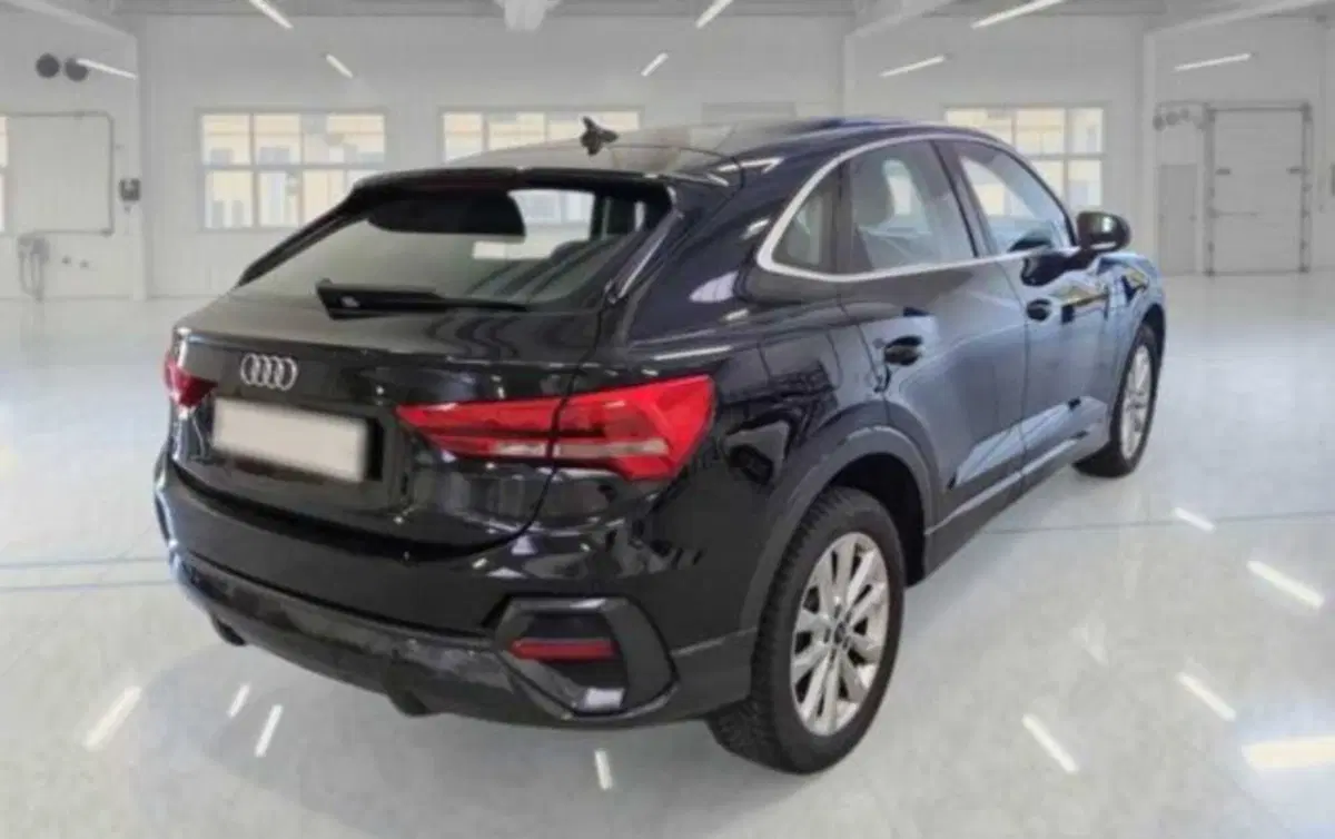 Audi Q3 Sportback usata a Bologna (2)