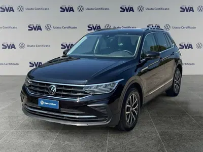Volkswagen Tiguan 2.0 tdi Life 150cv dsg del 2023 usata a Ravenna