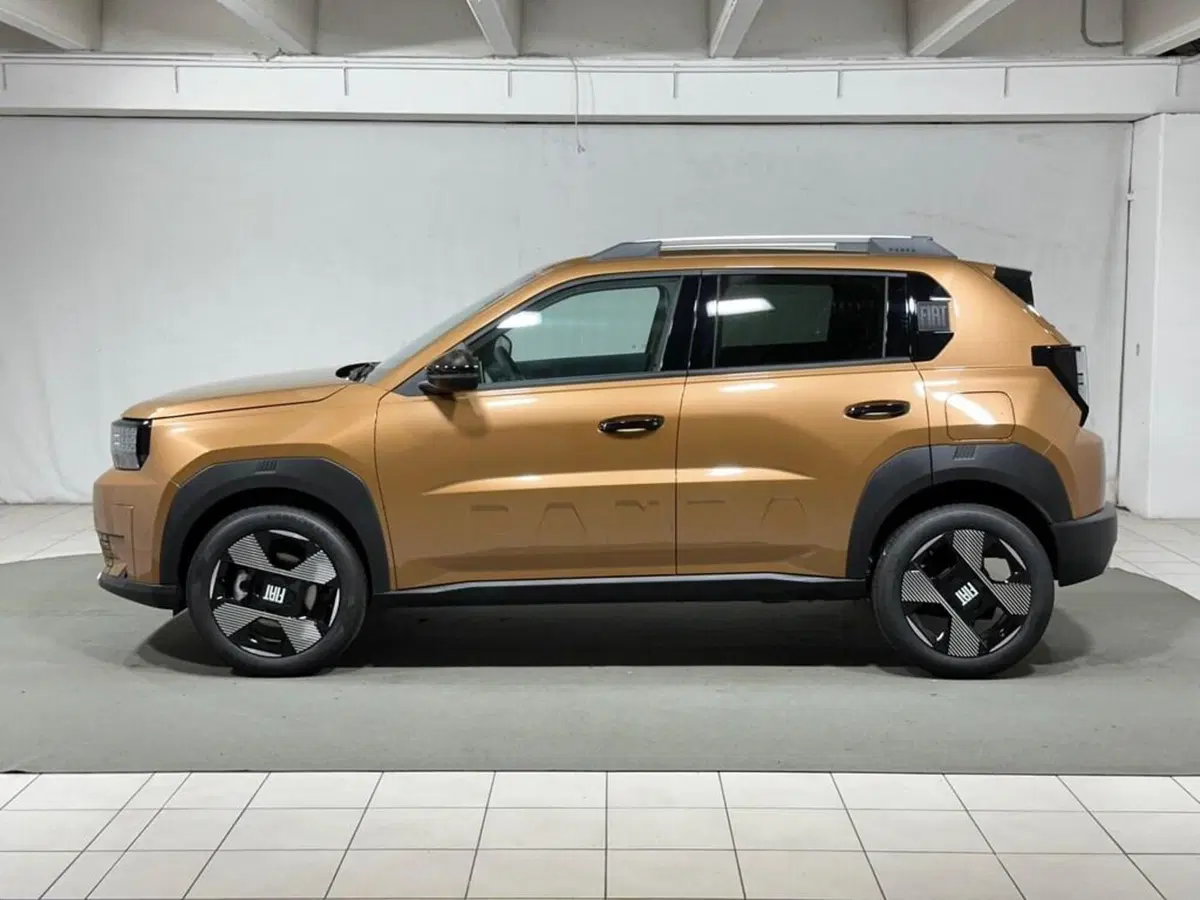 Fiat Grande Panda nuova a Sondrio (2)