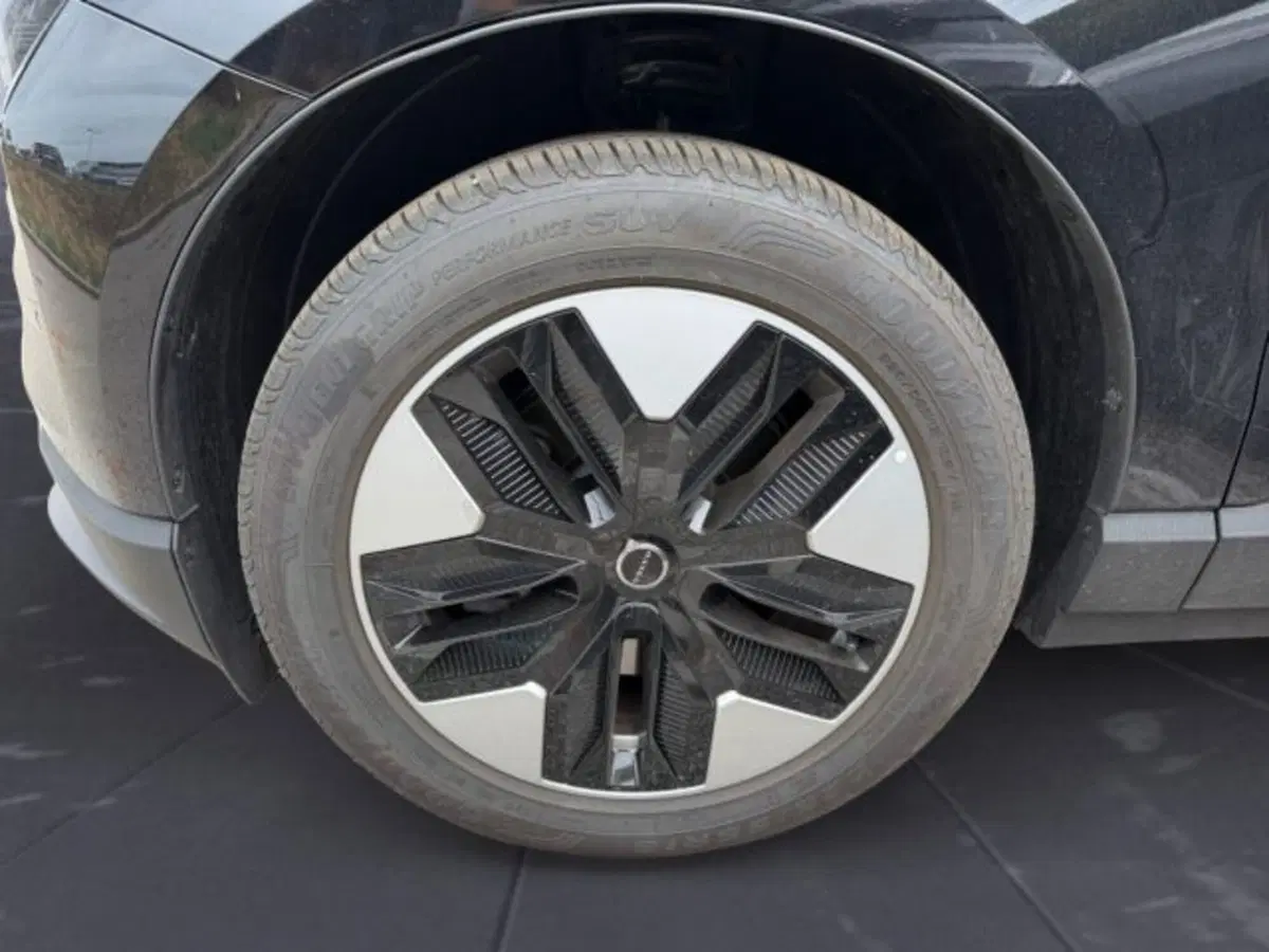 Volvo EX30 usata a Udine (15)