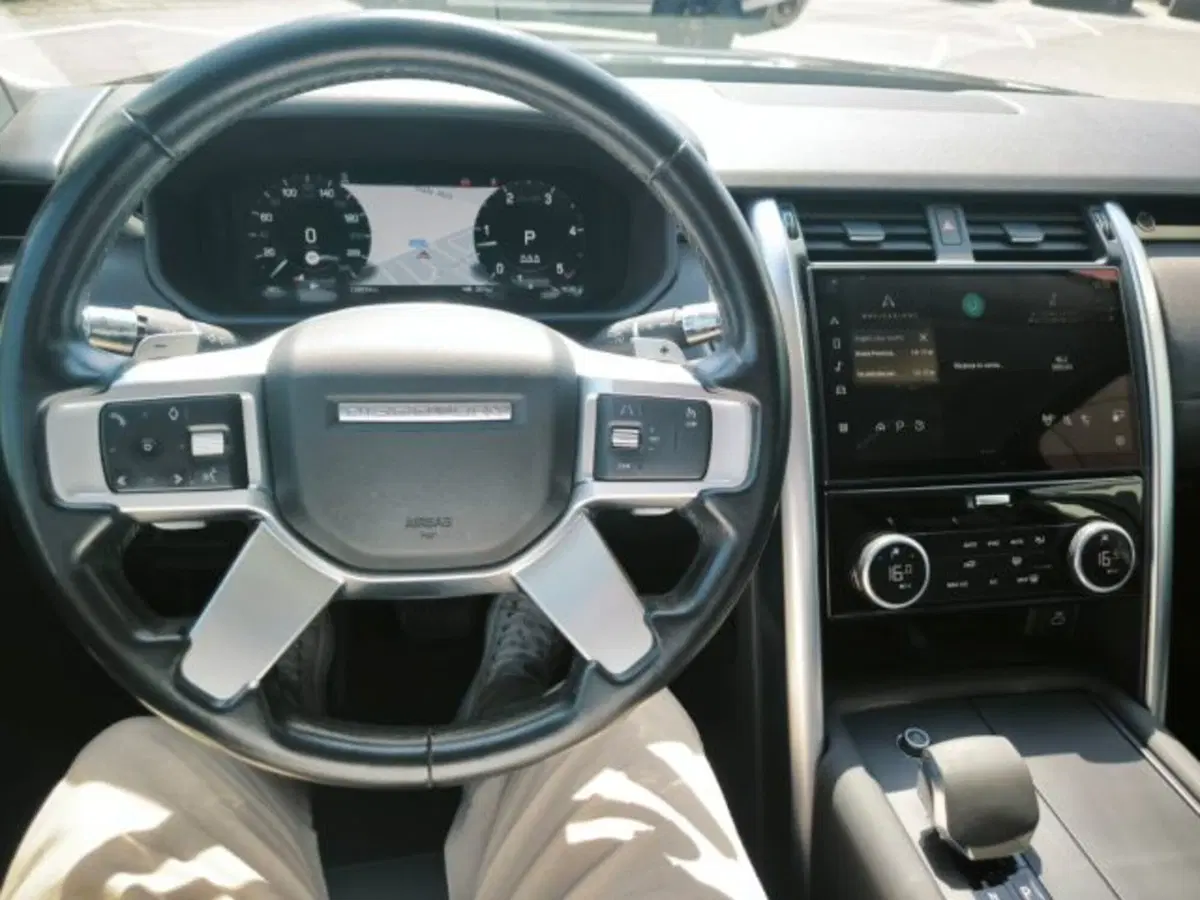 Land Rover Discovery usata a Livorno (6)